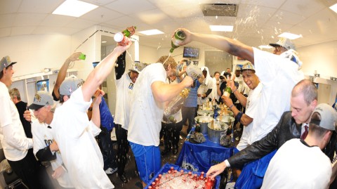 十五年后再回首：那支打不垮的达拉斯牛仔与燃烧的迈阿密之夜