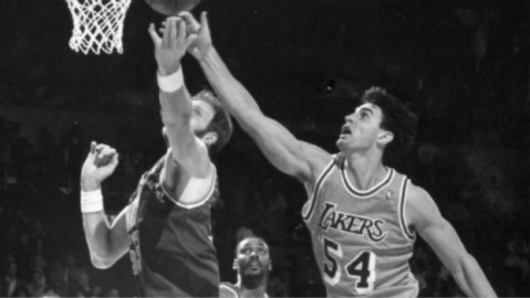 哈利伯顿涅槃重生倒计时：2026最燃球星回归剧本即将上演