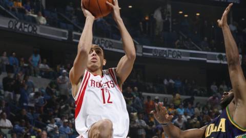 时光倒流一五年：重温二零一一年火箭马刺季前赛经典瞬间