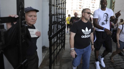 超人的环球旅行日记：霍华德退役后的第一次放肆狂欢